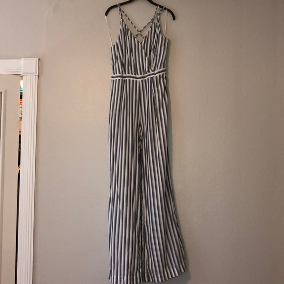 Blue and white strip pant jumpsuit - Picture 2 of 4